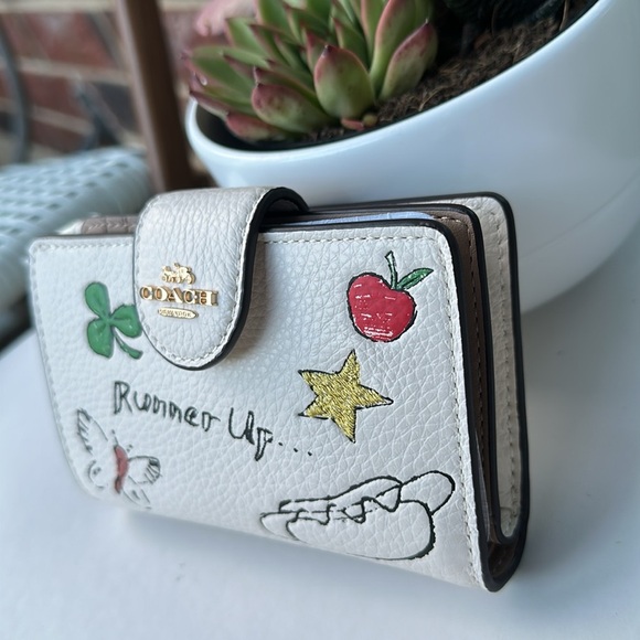 NEW Coach Medium Corner Zip Wallet With Sketch Print - Picture 8 of 14